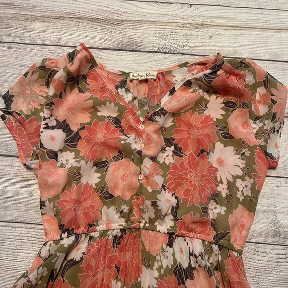 Floral Women's Dress - Picture 4 of 7